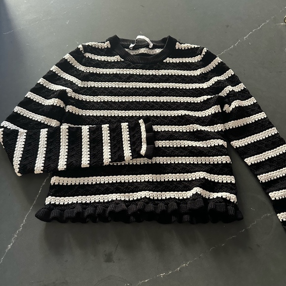 Black and White Two-Tone Striped Crochet Pullover with Ruffle Details - Picture 5 of 9